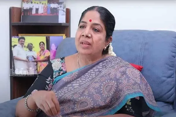 Andal Priyadarshini spoke about the freedom and  present Sanatana in Doordarshan